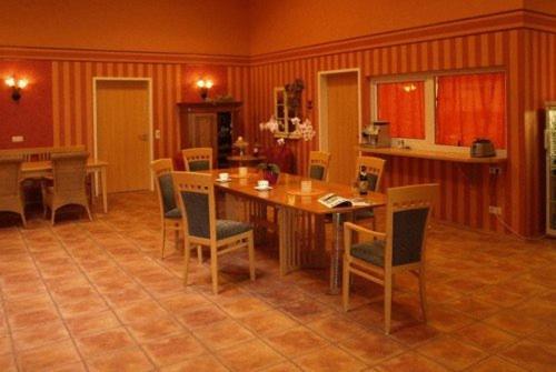 Econo Motel Goelzer Büchenbeuren Exterior foto